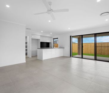 5 Ferris Avenue, 4125, Park Ridge Qld - Photo 3