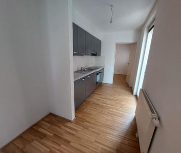 Nur schriftliche Anfragen, keine Anrufe bitte! Hübsche 3- Zimmer-Wo... - Foto 2