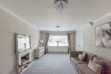 Stone Cross Drive, Widnes, WA8 9DL - Photo 4