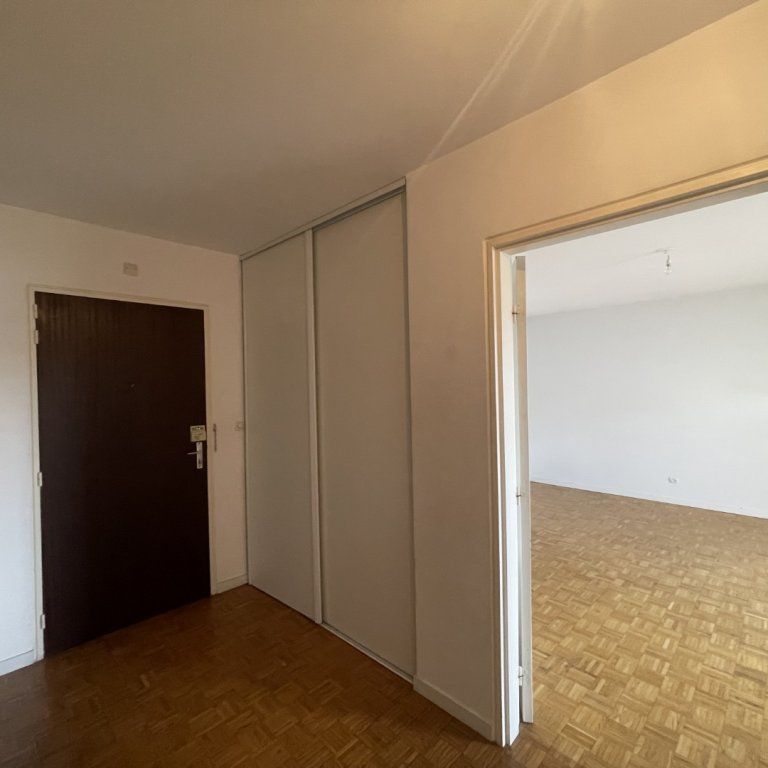 APPARTEMENT T3 A LOUER LYON 7EME ARRONDISSEMENT Cite-Jardin - Photo 1