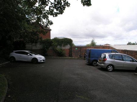 2 bedroom flat to rent - Photo 3