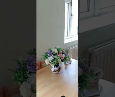 1 Bed Flat, Garratt Lane, SW17 - Photo 2