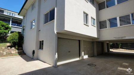 “PERFECT LOW MAINTENANCE 2BEDS APARTMENT + LOCK-UP GARAGE” - Photo 5