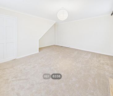 3 bedroom detached house to rent - Photo 3