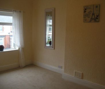 20, Hatrell Street,Newcastle-under-Lyme, ST5 1LX. - Photo 5