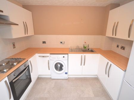 1 bedroom flat to rent - Photo 3