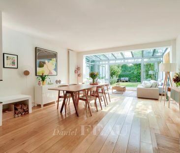 Tout savoir sur cette maison dans le quartier Pasteur, à Saint-Cloud - Photo 1