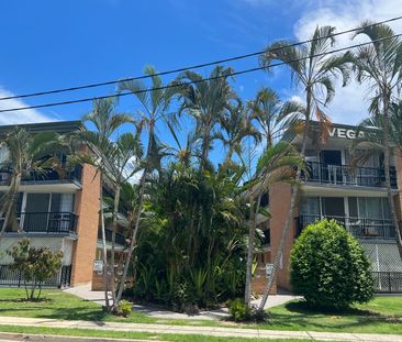 2 Bedroom Unit on Chevron Island - Stunning Views - Photo 5