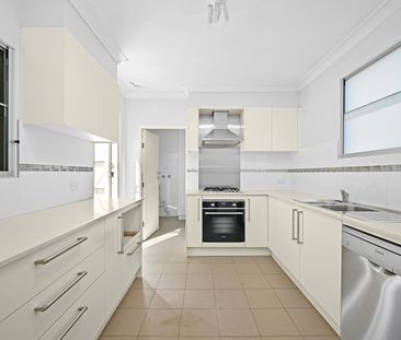 5 Ford Street, Balmain NSW 2041 - House For Rent | Domain - Photo 3