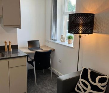 1 bedroom private hall to rent - Photo 4