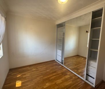 View Saturday at 12.35pm - 12.45pm - Photo 2