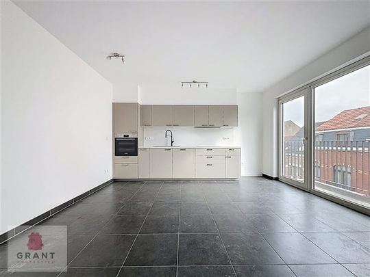 Appartement te huur - Photo 1