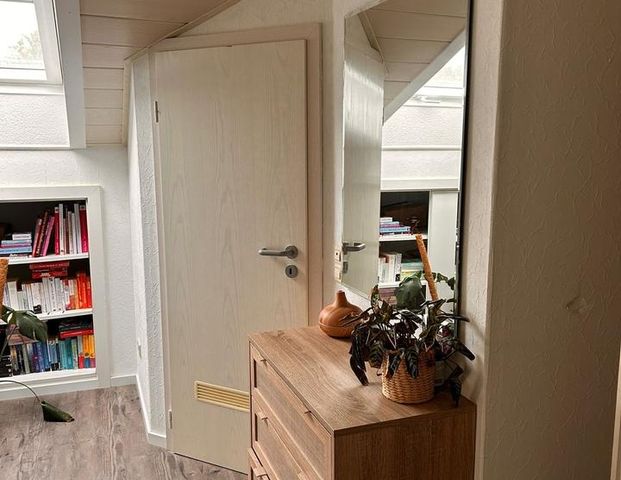 Helle Dachgeschosswohnung in Dickenschied - Foto 1