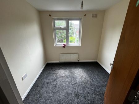 5 bedroom terraced house to rent - Photo 4