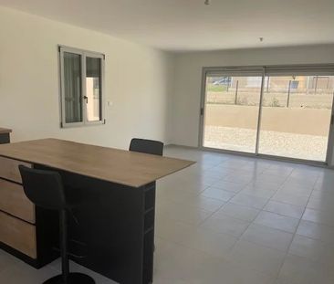 Location Maison 4 pièces 91m² ST DIDIER 84210 - Photo 1