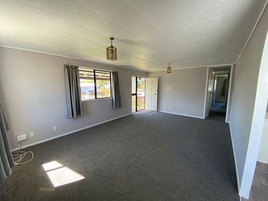 Spacious 3BR Family Haven in Mt. Wellington - Photo 1