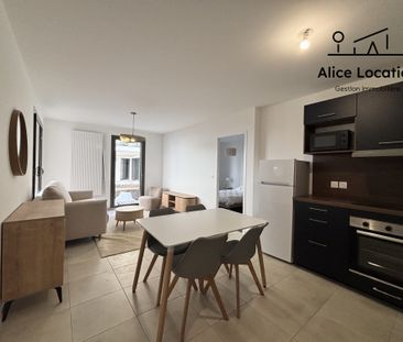 Location Appartement 2 pièces 46m² EVIAN LES BAINS 74500 - Photo 2