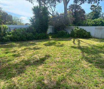 Spacious Three-Bedroom Home with Large Backyard - Photo 6