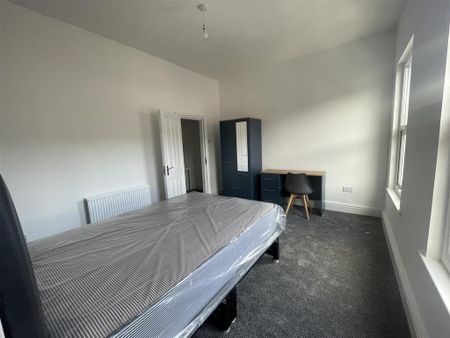 3 bedroom house share to rent - Photo 4