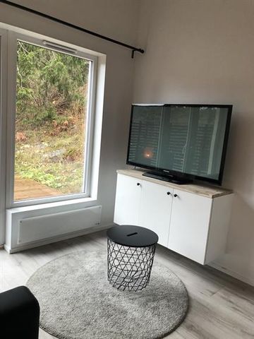 Tyresö - 1rok - tillsv - 9.200kr/mån - Photo 3
