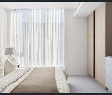 Stylish East-Facing 2-Bedroom Apartment: Modern Design with Comfort... - Photo 3