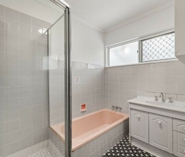 11 Petanne Street, Aspley QLD, Belconnen - Photo 3