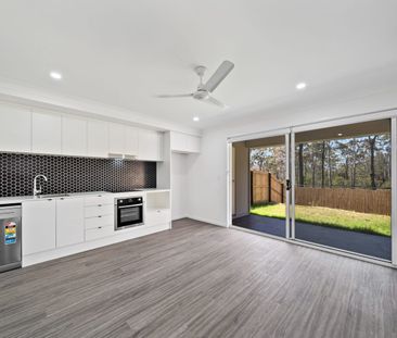 MODERN 2 BEDROOM DUPLEX - Photo 6