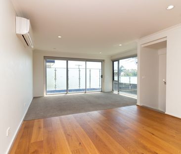 Modern Townhouse Living in the Heart of Carrum - Photo 1