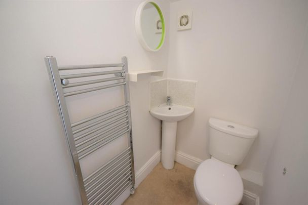 Toronto Road, Horfield - Photo 1