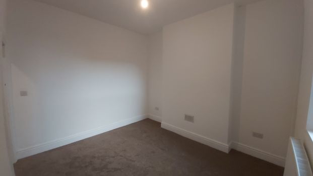 Railway Street, Splott - Photo 1