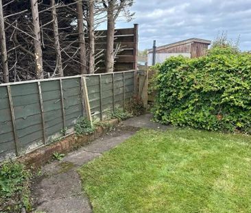 2 bedroom maisonette to rent - Photo 5