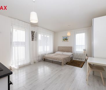 Pronájem bytu 1+kk v osobním vlastnictví 32 m², Praha 5 - Stodůlky - Photo 3