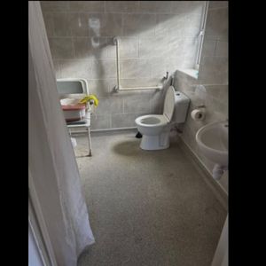 Room in a Shared House, Fearnville Place, LS8 - Photo 3