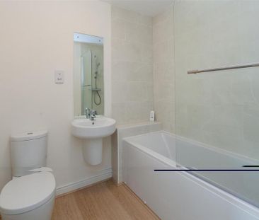 2 bedroom terraced house to rent - Photo 5
