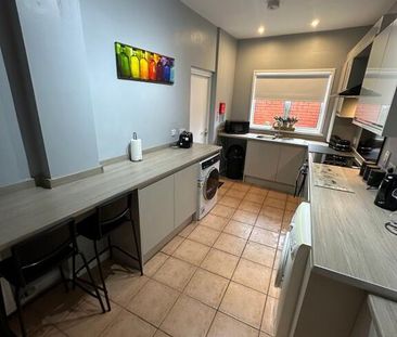 Room1, 229 Donegall Rd, Belfast, BT12 5NB - Photo 5