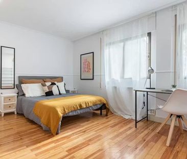 Calle del Abedul, Madrid, Community of Madrid 28036 - Photo 3