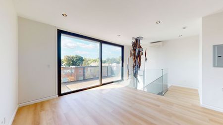 For Lease - 3212 Dundas Street Unit# 301, Toronto, Ontario - Photo 5