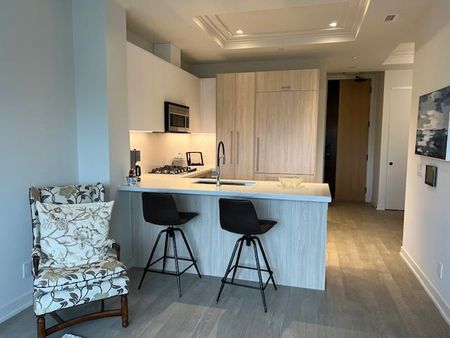 For Lease - 123 Maurice Drive Unit# 407, Oakville, Ontario - Photo 2