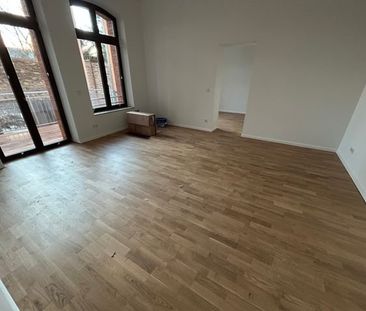 Erstbezug nach Sanierung - Attraktive 3- Zimmer Wohnung mit EBK und... - Foto 2