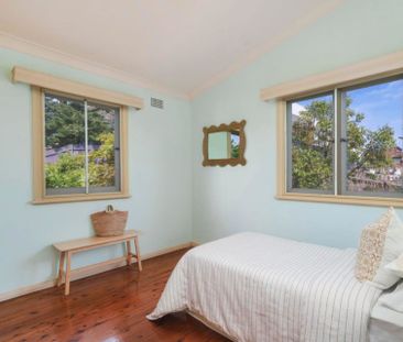 House by Nelson Bay CBD - Photo 5