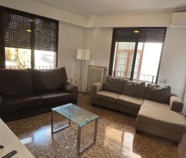 Valencia - Photo 3