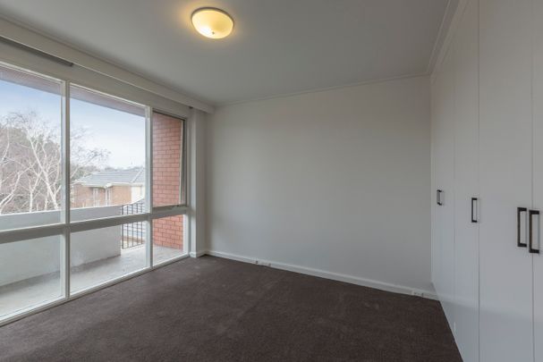 4/306 Glen Eira Road, Elsternwick VIC 3185 - Apartment For Rent | Domain - Photo 1