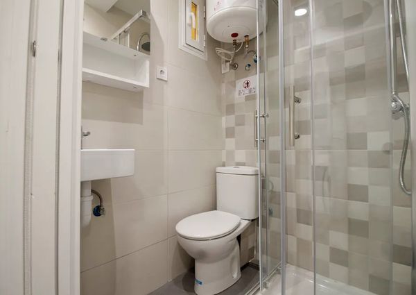 Avenida del Doctor Federico Rubio y Galí, Madrid, Community of Madrid 28039