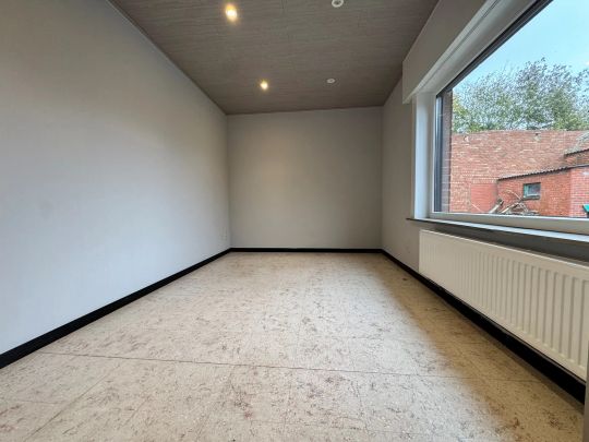 Alleenstaande woning met 3 slaapkamers te Ichtegem - Photo 1