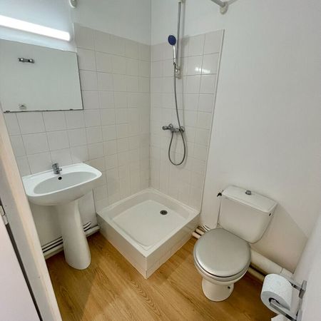 A Louer - Nantes St Clement - Studio De 18.89 M² - Photo 3