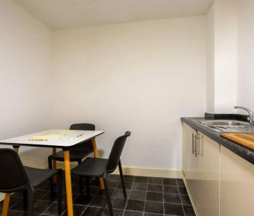 Bronze Non Ensuite - Photo 6