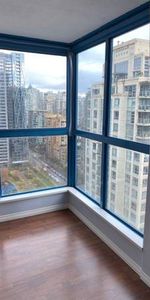 Spacious Studio in Yaletown - Photo 4