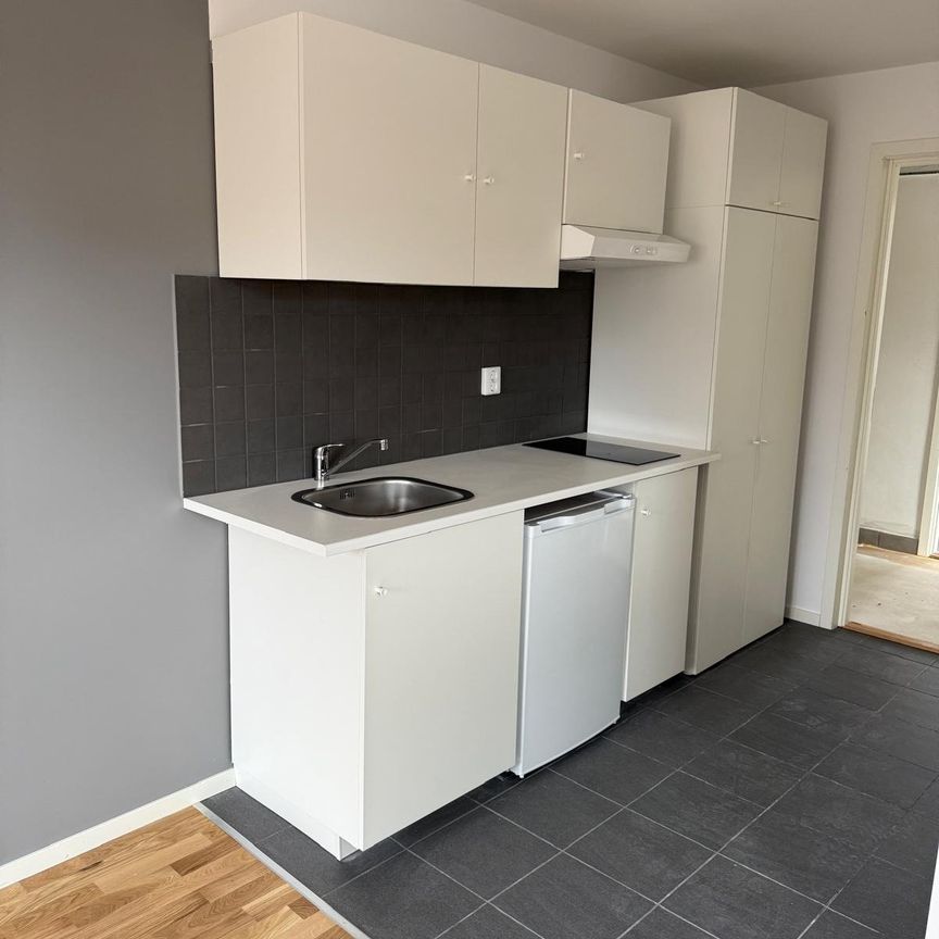 Domherrevägen, Sollentuna - Photo 1