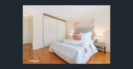 Spacious Home in Prime Location - Photo 5