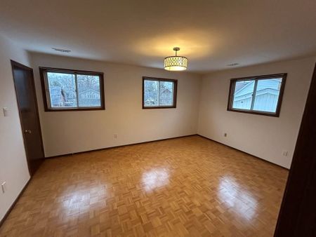 For Lease - 13 East Road Unit# Main & 2nd Flr, Toronto, Ontario - Photo 2